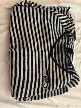 NFL Women's Black and White Striped Knit Pullover